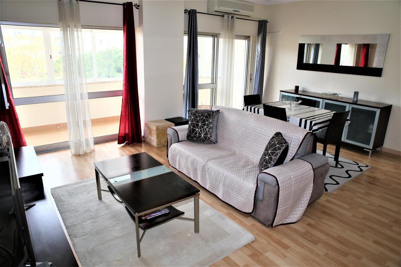 Supreme Areeiro Apartment Lisbon Bagian luar foto