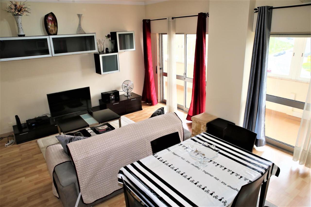 Supreme Areeiro Apartment Lisbon Bagian luar foto