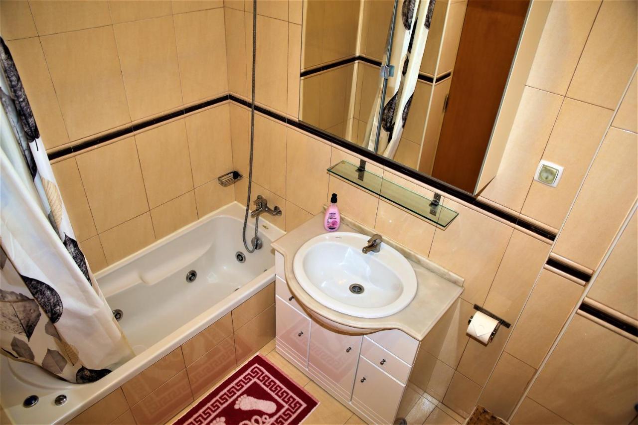 Supreme Areeiro Apartment Lisbon Bagian luar foto